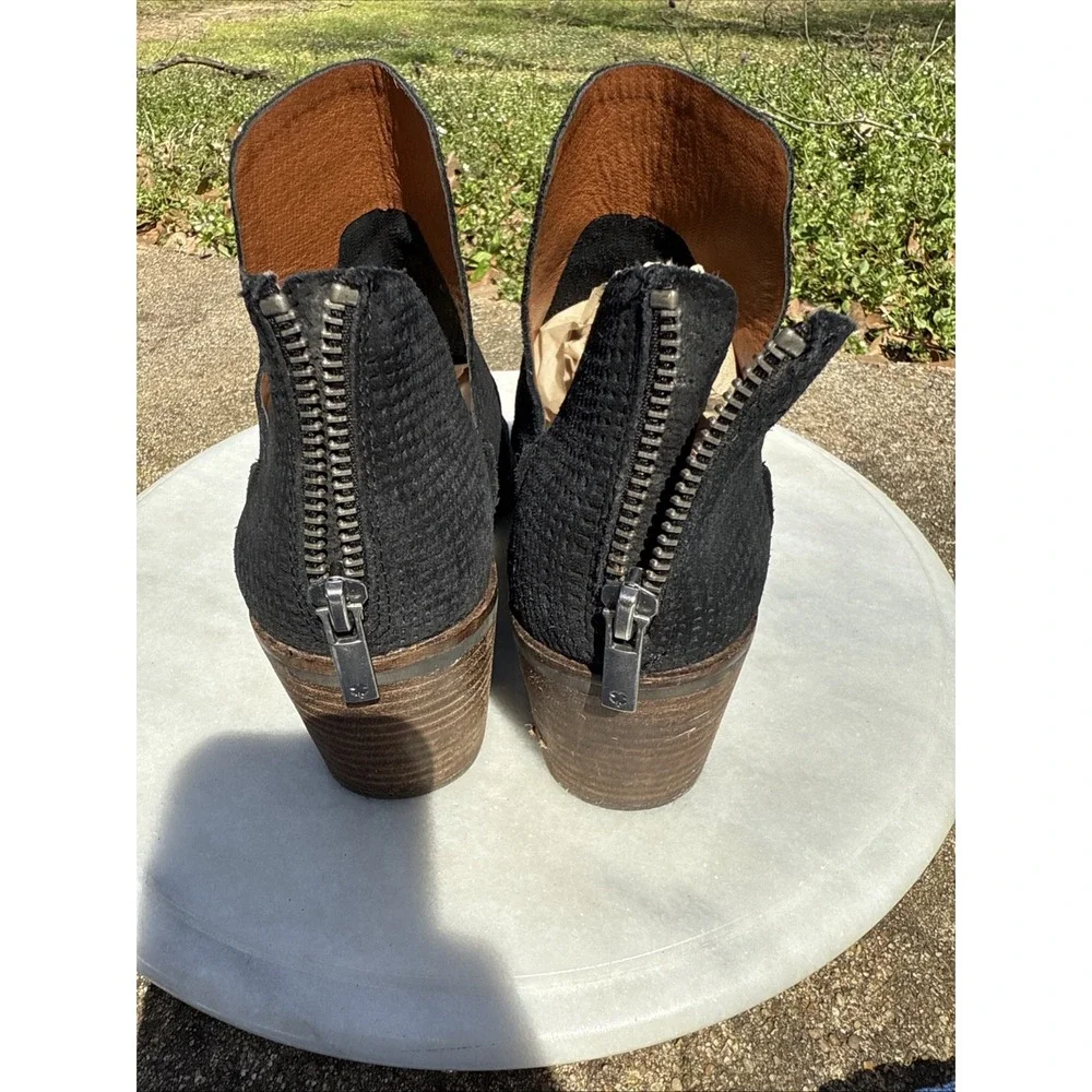 Women's Lucky Brand Leather Bootie Black Size 8.5 Zip Back Suede Cutout Ankle‎